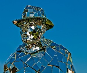 man-mirrors-made-of-2