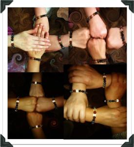 A Karkötők bűvöletében